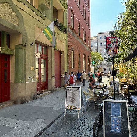 Prime Location & Cozy Central 3Bedrm Apartment ブダペスト エクステリア 写真