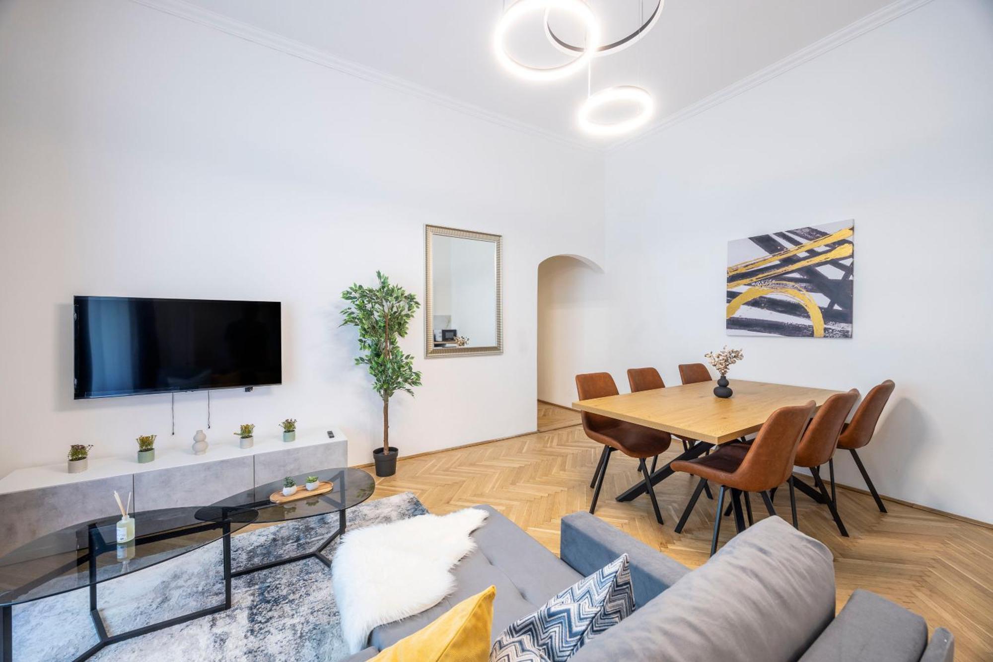 Prime Location & Cozy Central 3Bedrm Apartment ブダペスト エクステリア 写真